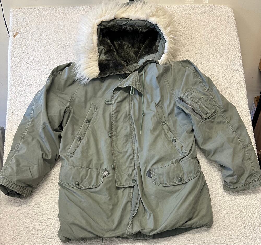 Vintage Military Extreme Cold Weather N-3B Parka Coat Jacket Medium